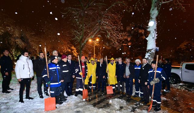 Görgel ve Ünlüer’den Yılın Son Saatlerinde Sahada
