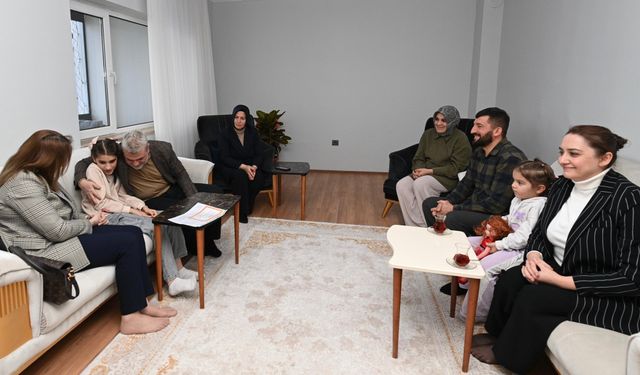 Görgel’den Emine’ye Doğum Günü Sürprizi