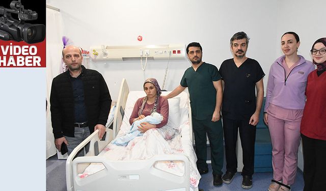 Depremde Kızını Kaybeden Anne Aynı Tarihte Doğum Yaptı