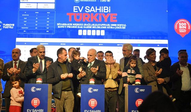 "Yüzyılın Konut Projesi" kapsamında yapılacak konutların kurası çekildi