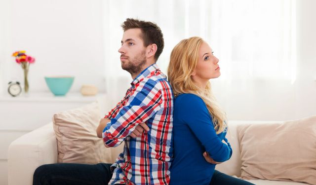 İlişkileri Bitiren 10 büyük Hata!