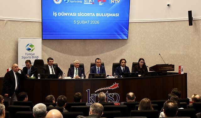 Depremin 3. YılındaSigorta Sektörü ve İş Dünyası KMTSO’da Buluştu