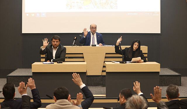 Dulkadiroğlu Belediyesi Meclis Toplantısı Gerçekleştirildi