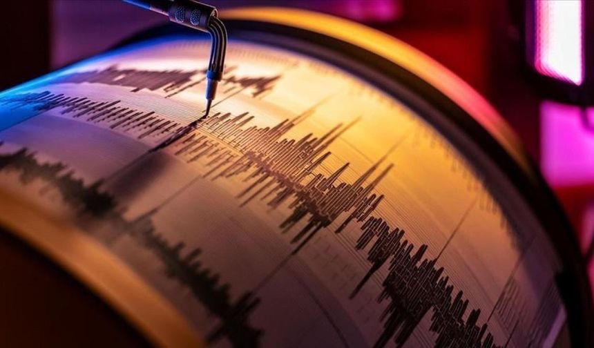 Göksun'da 4 Büyüklüğünde Deprem