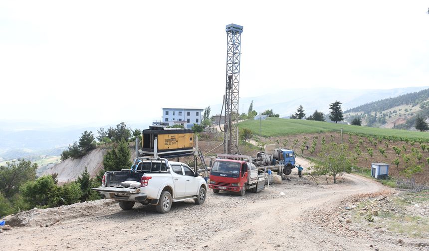 21 Mahalledeki Köy Evleri İçin Yeni İçmesuyu Altyapısı İnşa Ediliyor