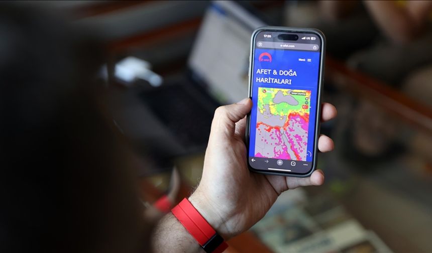 Afet öncesi bilinçlendirmeyi hedefleyen "e-afet" uygulaması, sonrasında da yol gösterecek