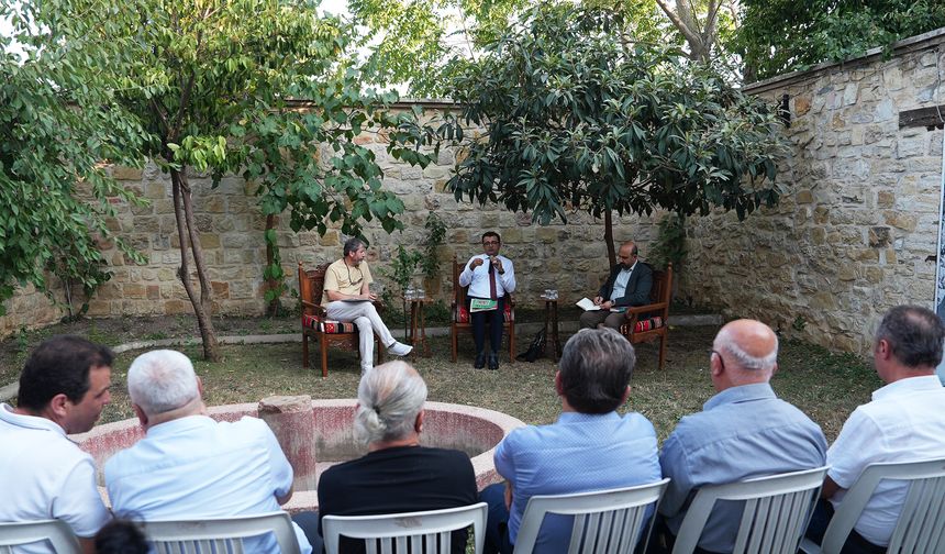 Kelimelerin Kuyumcusu Özdenören, Vefatının Yıl Dönümünde Anıldı