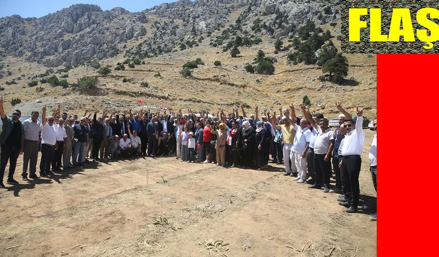 Yazıcıoğlu, "Vuslat Kurultayı Programı"nda anıldı