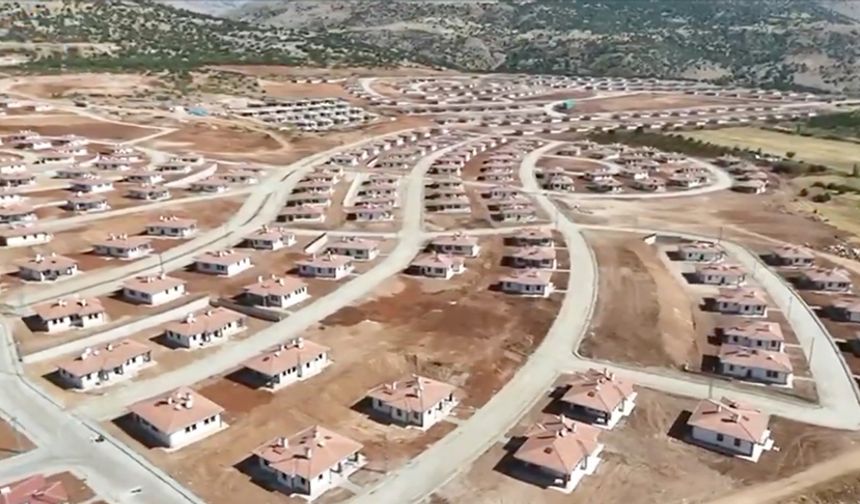 288 kırsal konut hak sahiplerine teslim edildi