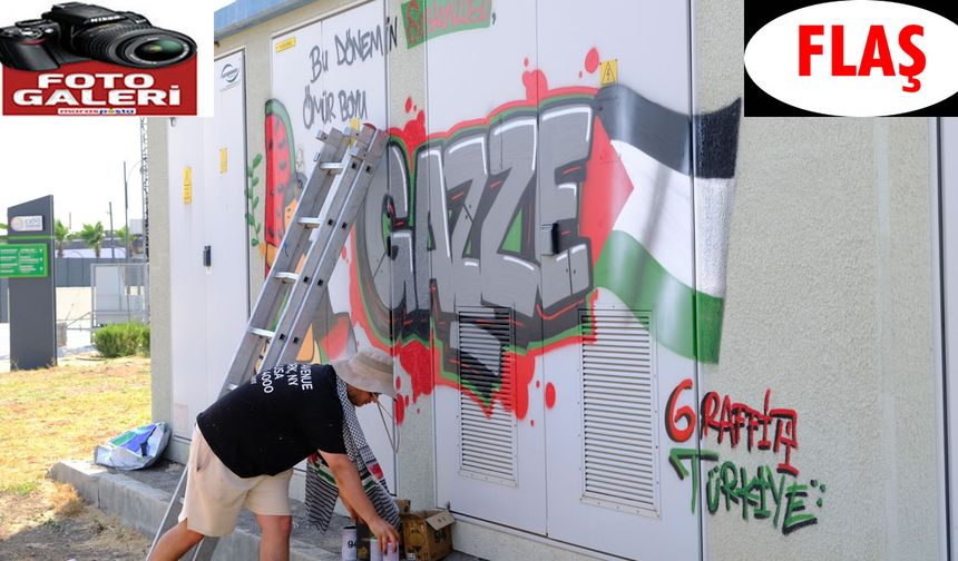 Filistin temalı grafitilerle trafoları vicdan anıtına dönüştürdü