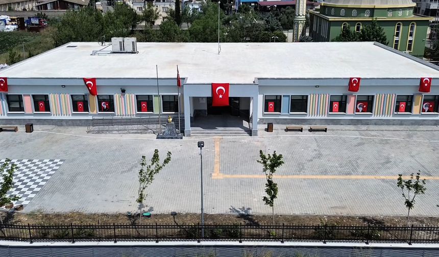 6 Şubat depremlerinden sonra 53 yeni okul inşa edildi