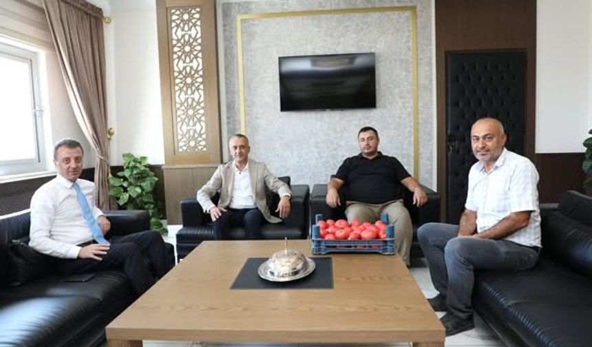 Aytemür, Ülkü Ocakları ve Ziraat Odası Temsilcilerini Ağırladı