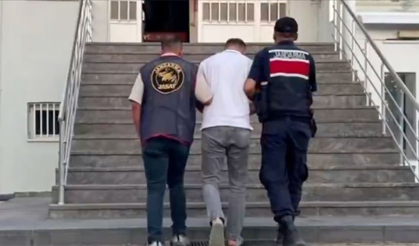 FETÖ'ye yönelik operasyonlarda 49 şüpheli yakalandı