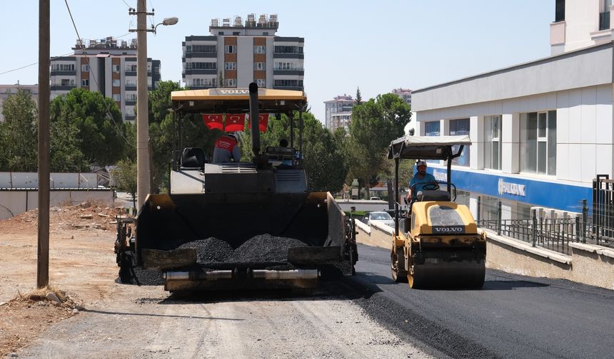 Şehit Abdullah Çavuş Mahallesi’ne 5bin ton asfalt