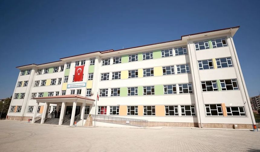 Okullarda derslik sayısı deprem öncesini geçti