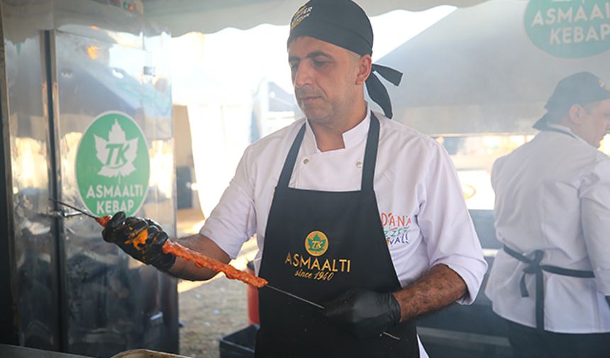 9. Uluslararası Adana Lezzet Festivali'nin mangal ateşi yakıldı