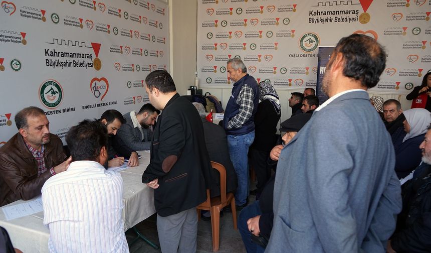 Büyükşehir’in İstihdam Günleri ile 244 Özel Gereksinimli Vatandaş İş Hayatına Atıldı