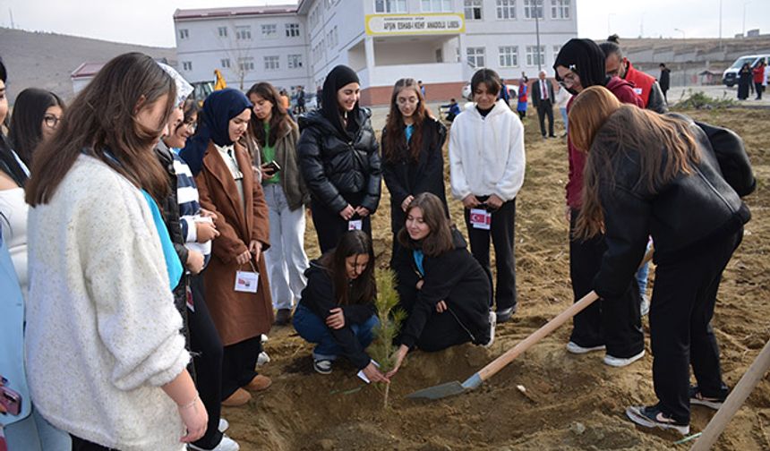 Şehit 20 Askerin İsmi Fidanlarda Yaşayacak