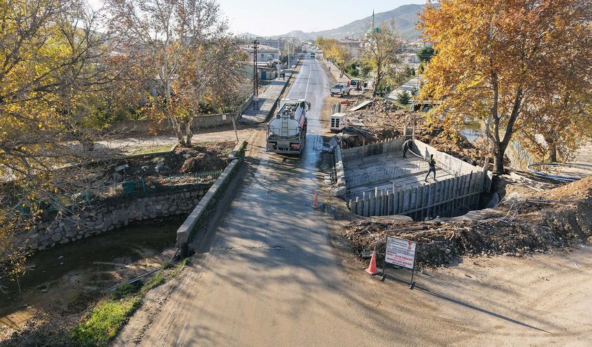 Büyükşehir’den Türkoğlu Şekeroba’da Ulaşımı Rahatlatacak