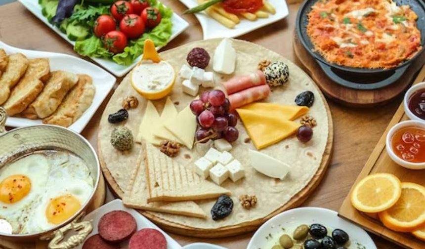 Serpme Kahvaltı Deneyiminde Lezzet ve Sunum DengesiSa Va Anatolian’da