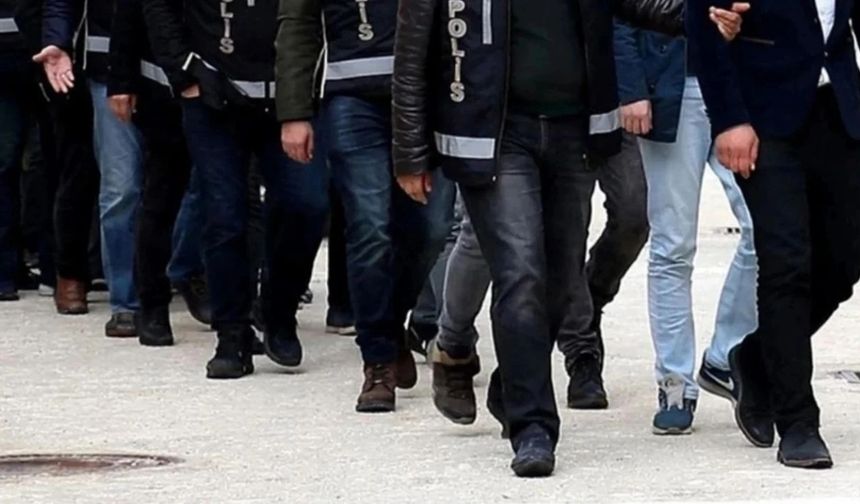 FETÖ'ye yönelik operasyonlarda iki haftada 77 şüpheli yakalandı