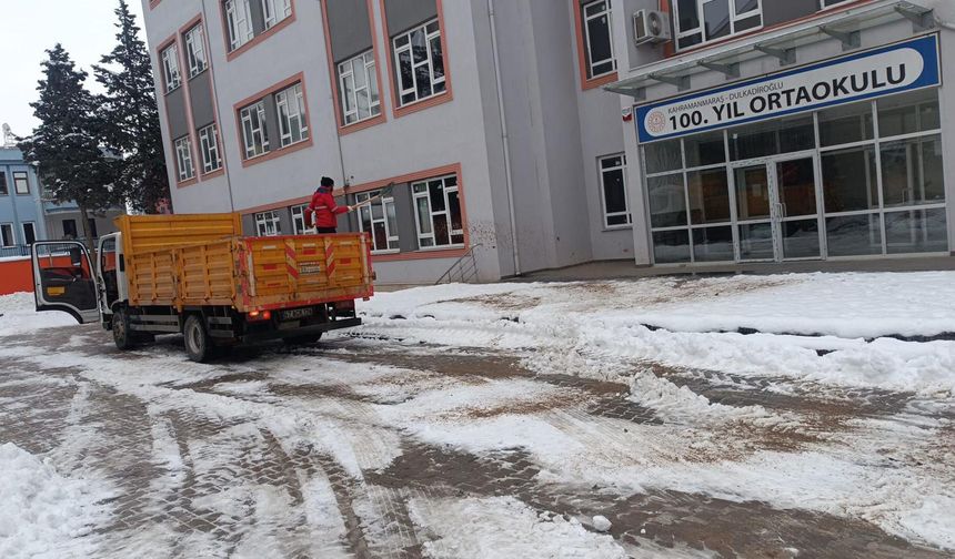 Büyükşehir’den Okul Çevrelerinde Yoğun Kış Mesaisi