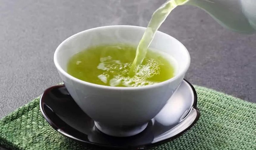 Yeşil çay içmek gerçekten faydalı mı?