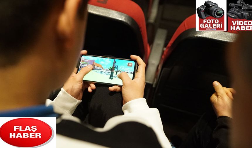 Gençler Kurtuluşu Oynadı, Büyükşehir’den Kültür Gezisi Kazandı