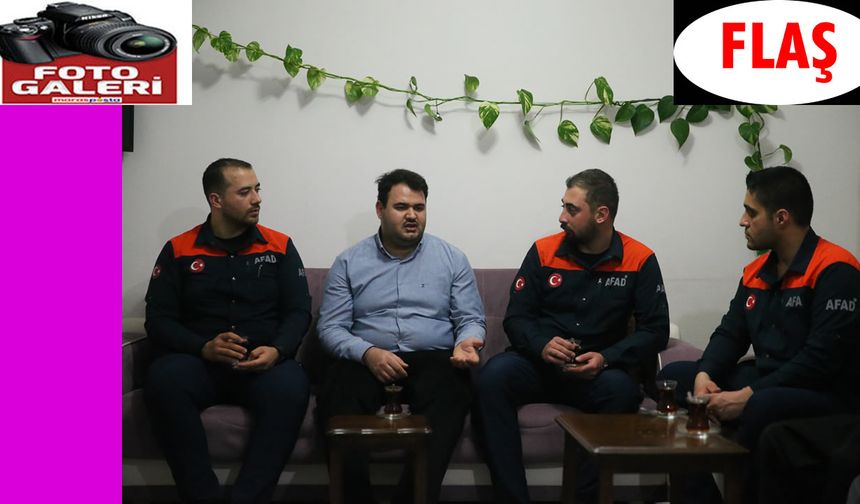 Depremzede aşçı, kendisini hayata bağlayan AFAD arama kurtarma ekibiyle buluştu