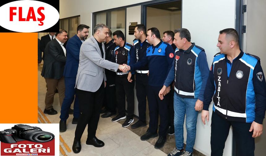 Toptaş, belediye personeliyle bayramlaştI