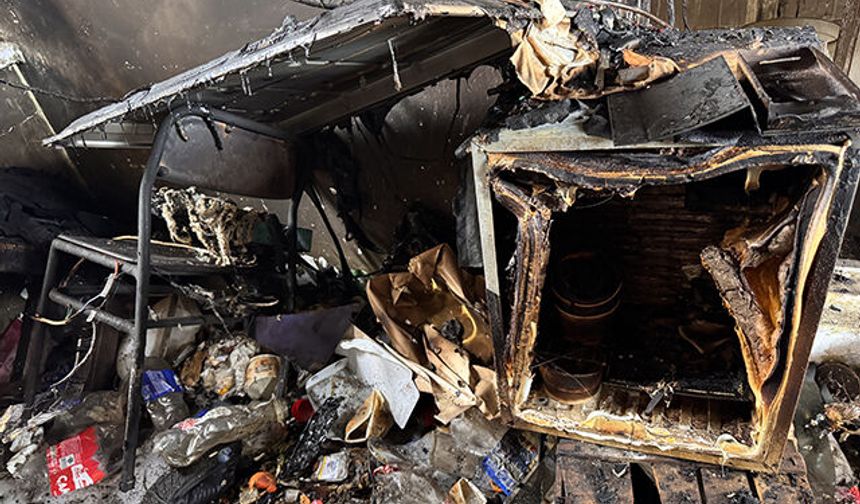 Evde Çıkan Yangında 1 Kişi Hayatını Kaybetti