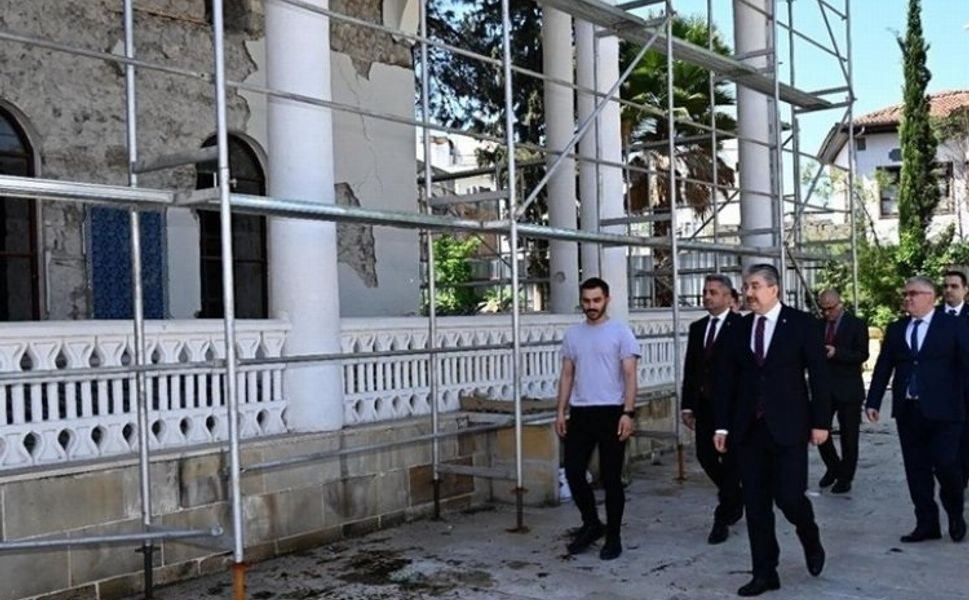 Enver-ül Hamit Camisi'nde onarım ve restorasyon sürüyor