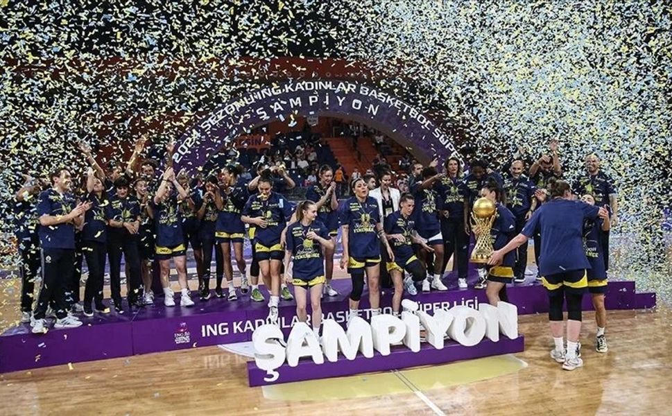 Fenerbahçe Kadın Basketbol Takımı şampiyon oldu