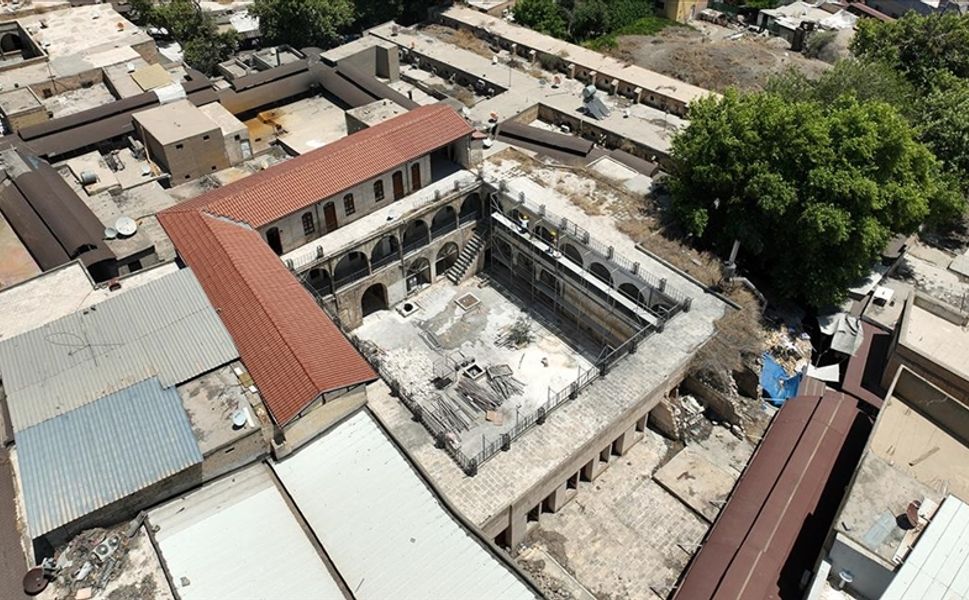 Depremde hasar gören Şanlıurfa'daki tarihi Barutçu Hanı restore ediliyor