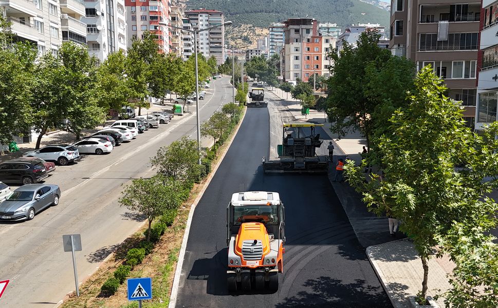 Büyükşehir’den Genç Osman Caddesi’ne Modern Dokunuş
