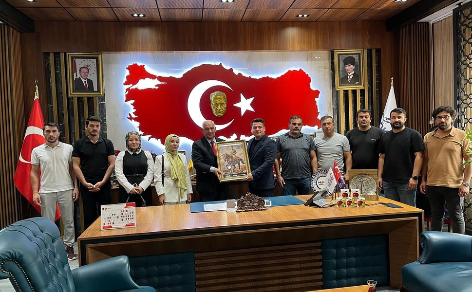 Göksun Belediyesi ve Dernek İşbirliğiyle Dayanışma Mesajı