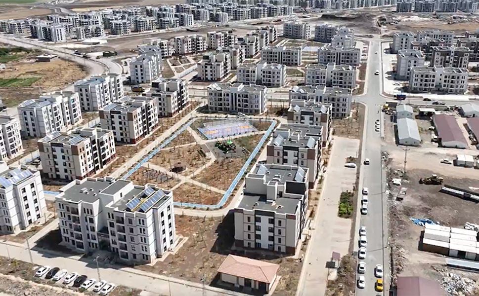 İletişim Başkanlığından "asrın inşa seferberliği" paylaşımı