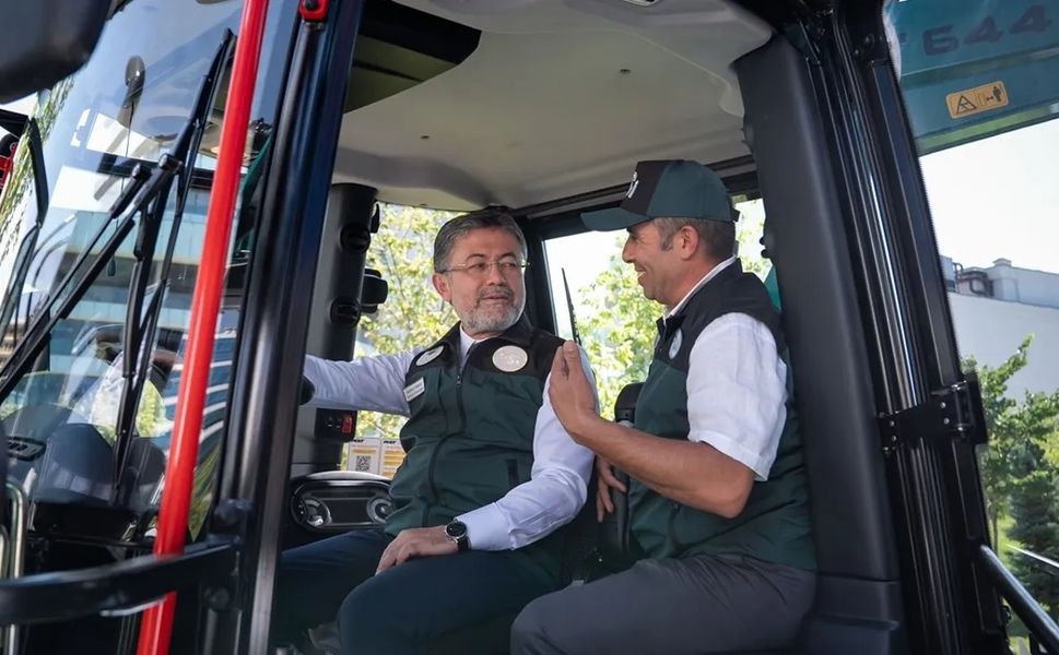 DSİ araç parkına 50 iş makinesi daha katıldı