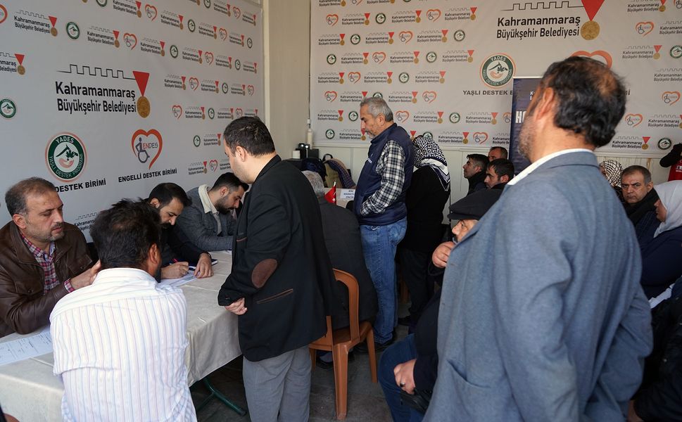 Büyükşehir’in İstihdam Günleri ile 244 Özel Gereksinimli Vatandaş İş Hayatına Atıldı