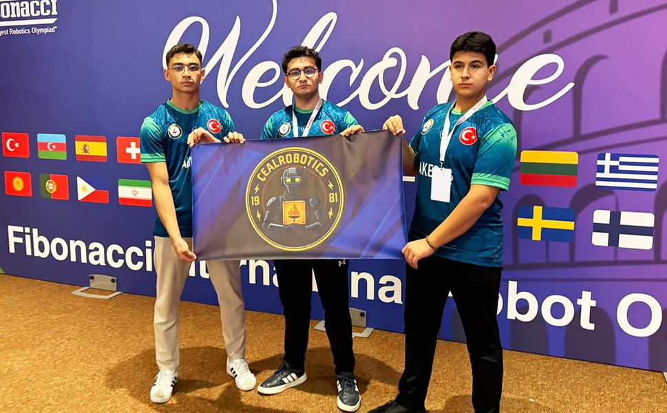 AKEDAŞ Destekli Genç Mucitler, Dünya Arenasını Fethetti!