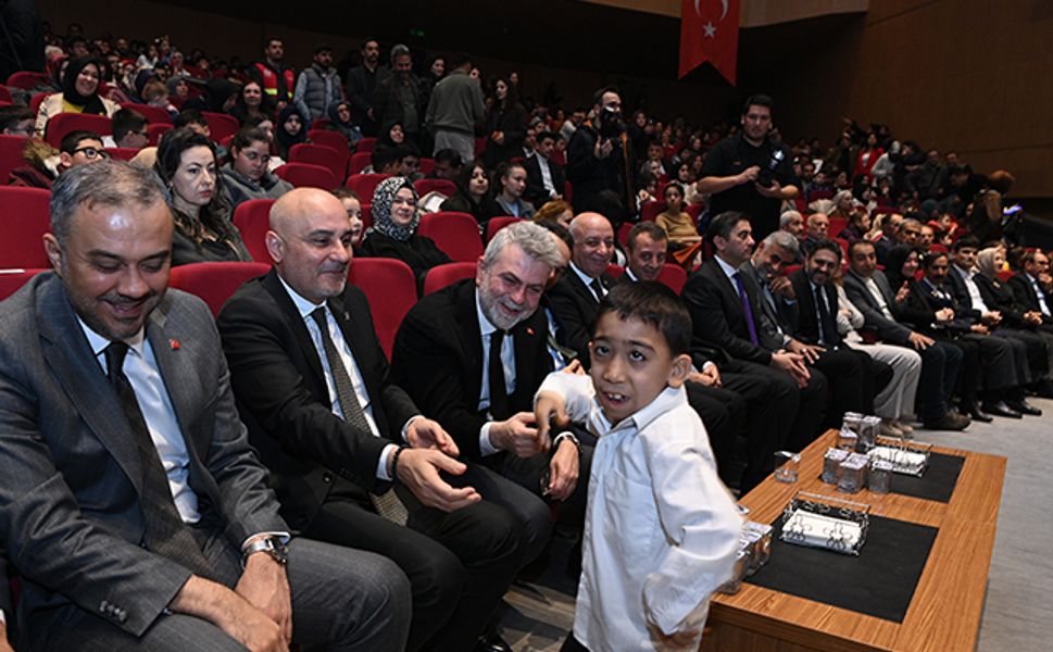 “Engellilerimiz İçin Türkiye’ye Örnek Projelerimizi Sürdürüyoruz”