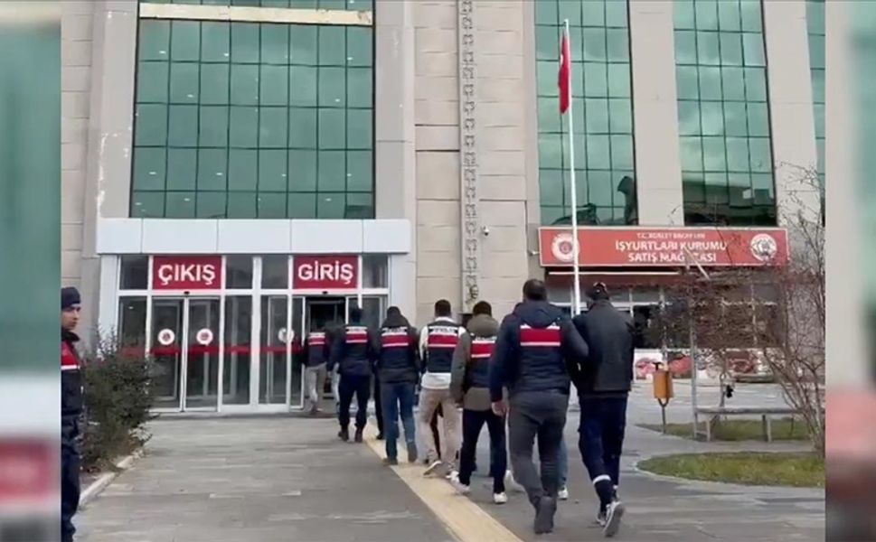 Siber suçlara yönelik operasyonlarda iki haftada 188 şüpheli yakalandı