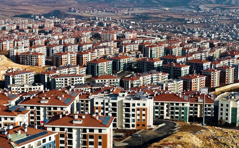 Asrın felaketinden asrın inşasına