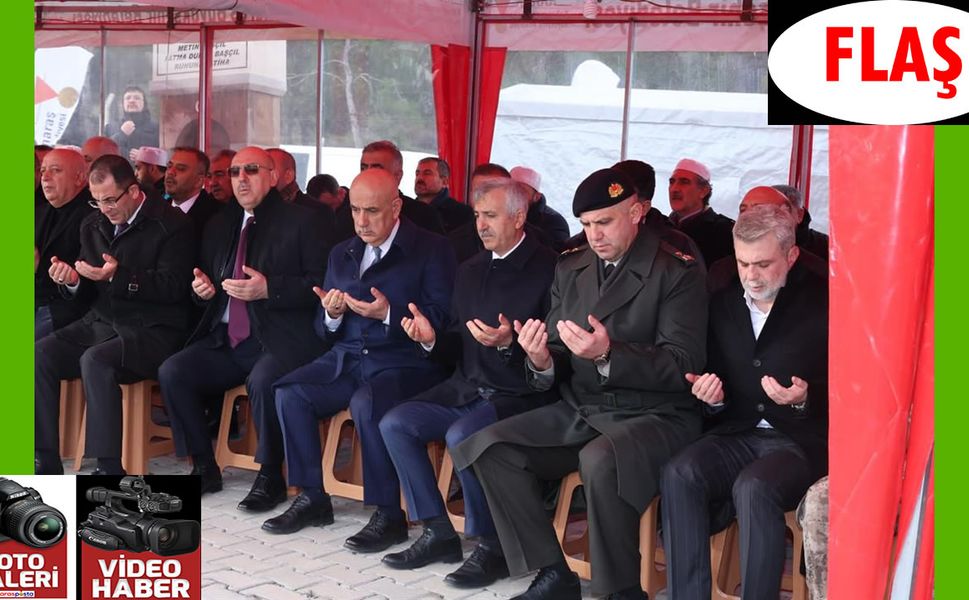 Depremlerin 3. Yıl Dönümünde Deprem Şehitleri Dualarla Anıldı