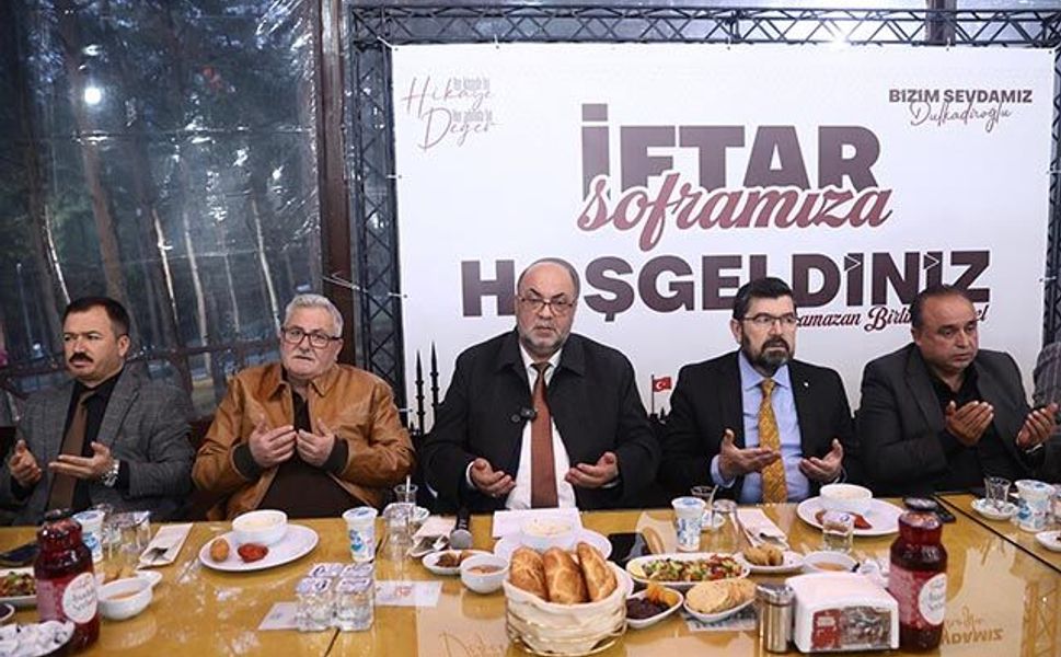 Akpınar, 105 Mahalle Muhtarıyla İftarda Buluştu