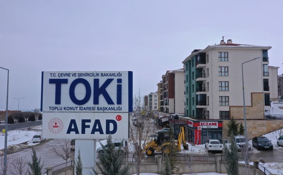 12 bin 462 konut hak sahiplerine teslim edildi