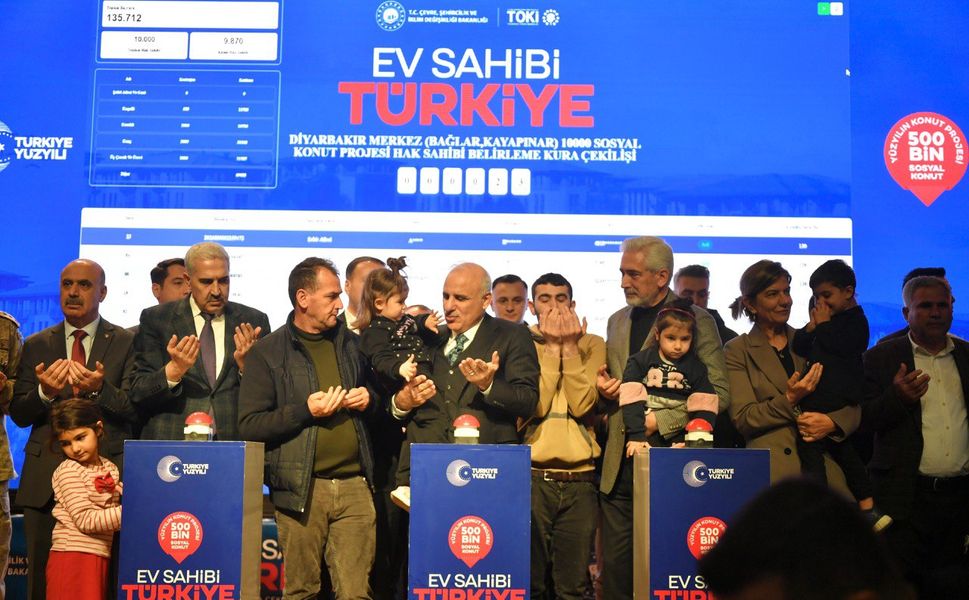 "Yüzyılın Konut Projesi" kapsamında yapılacak konutların kurası çekildi