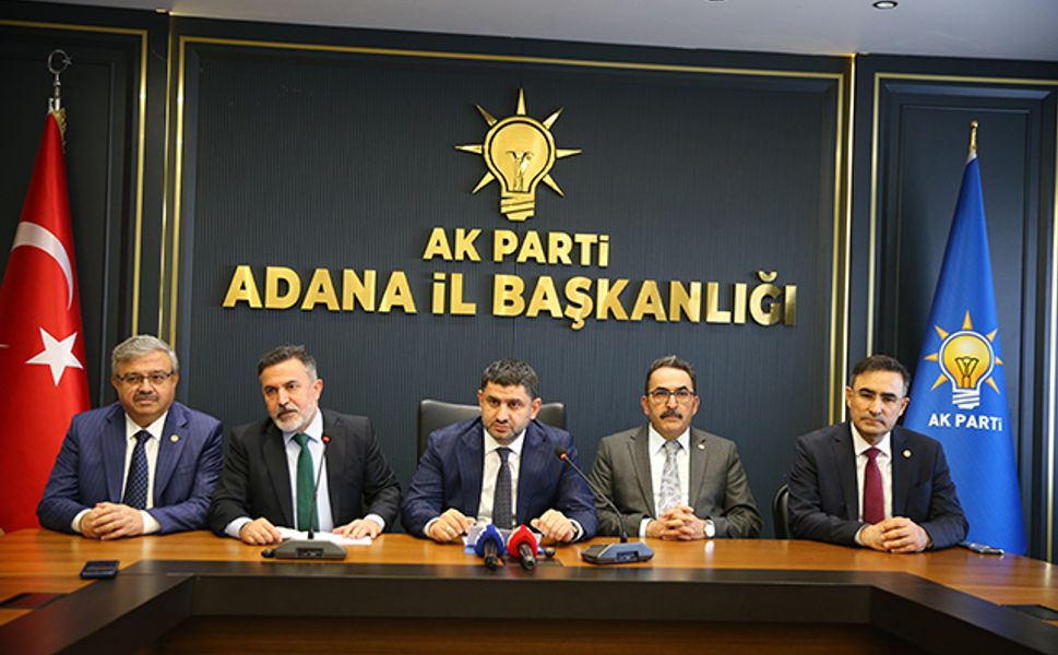 AK Partili Yahya Çelik, Adana'da konuştu