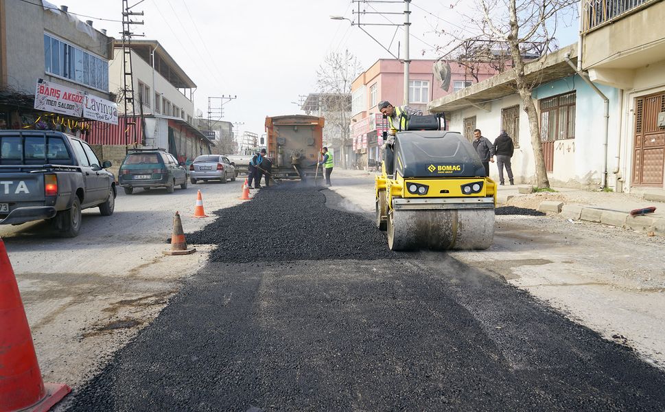 Dulkadiroğlu’nda Bir Caddenin Daha Ulaşım Konforu İyileştiriliyor