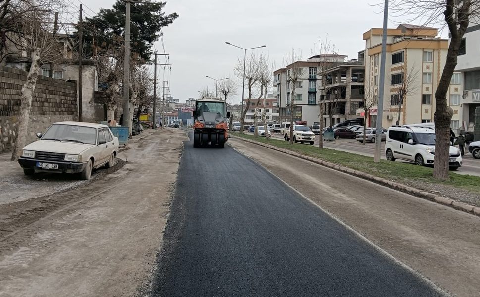 Büyükşehir’den Dulkadiroğlu’nda Asfalt Seferberliği